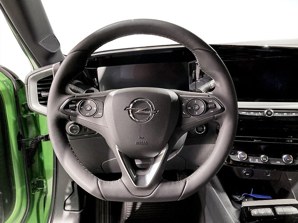 Bild på Opel Mokka Ultimate 1.2 PT 130hk Aut - 360-KAMERA, CARPLAY