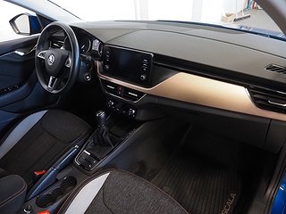 Halvkombi Skoda Scala 9 av 20