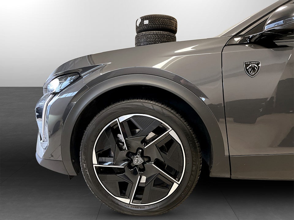 Bild på Peugeot 408 GT PHEV Aut CARPLAY P-SENSORER 225hk