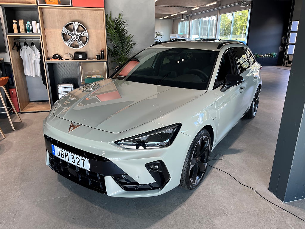 Cupra Leon 1.5 e-TSI 204hk Plug-in Hybrid (12 mil) *Leasing*