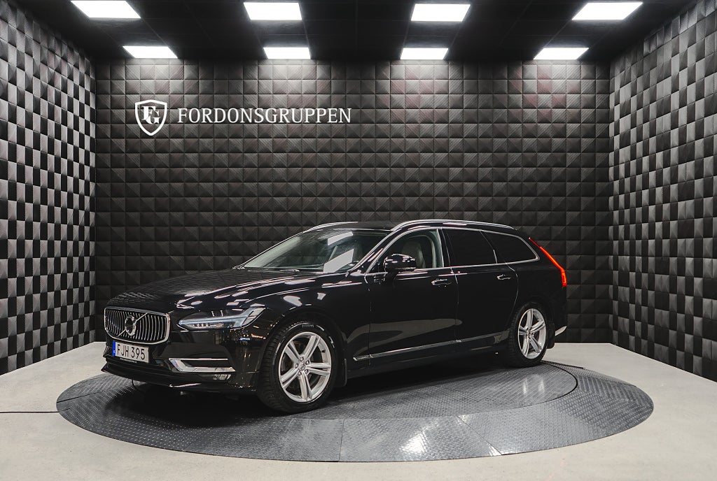 Volvo V90 D4 Inscription / 360° / HUD /  Värmare / Drag 