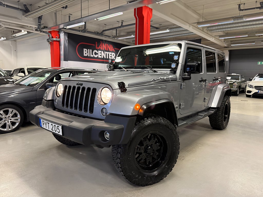 Jeep Wrangler Unlimited 3.6 4WD Polar Drag Skinn FOX Softtop