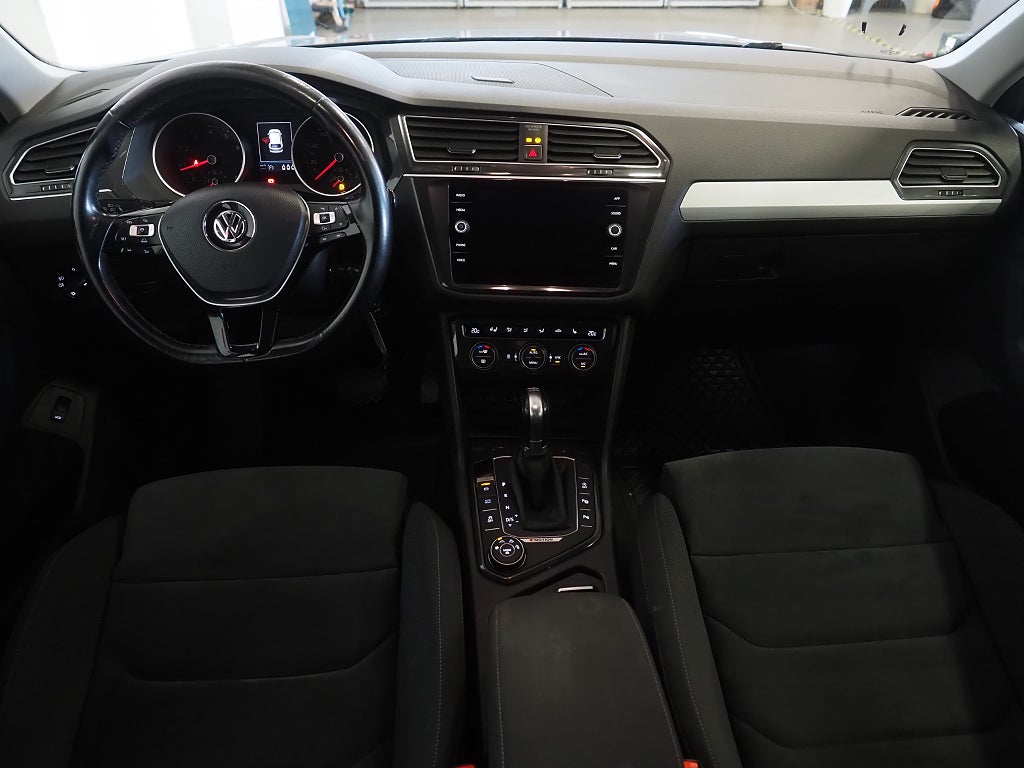 Volkswagen Tiguan 1.4 TSI 150hk DSG 4Motion Drag Kamera P-Värmare Carplay 2018