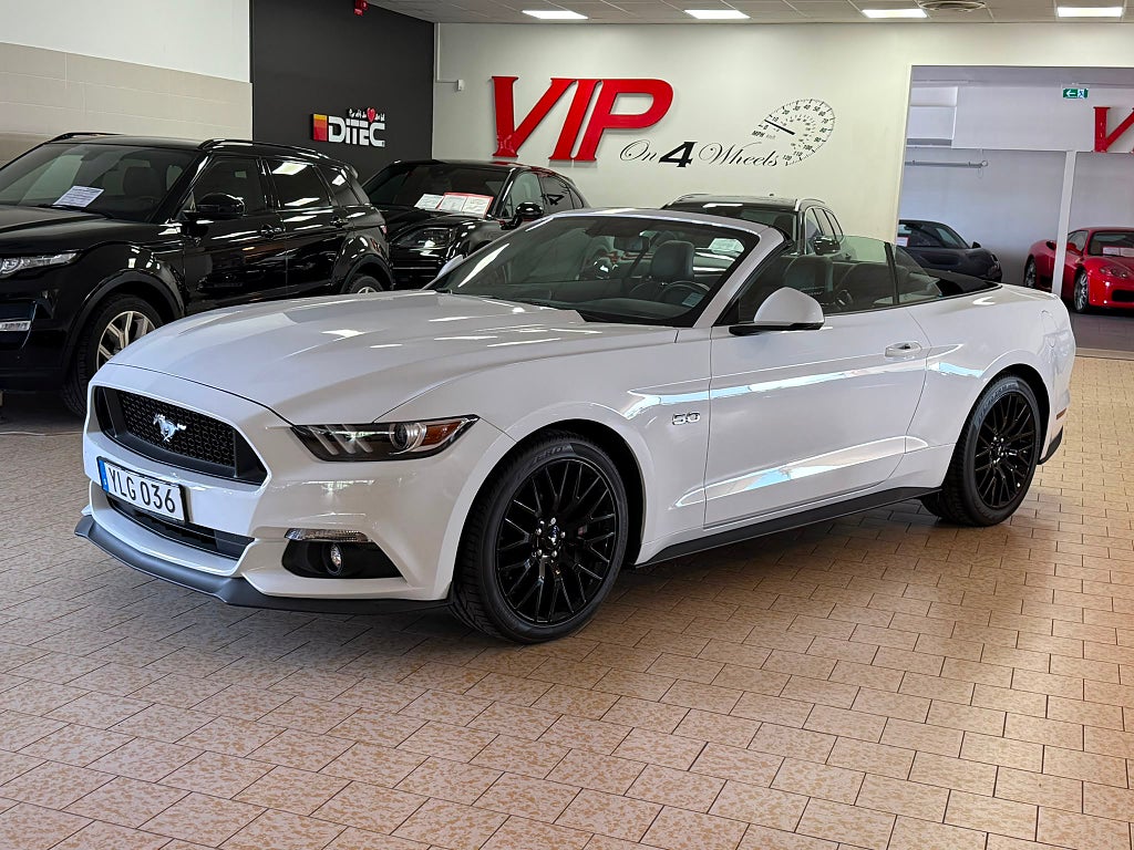Ford Mustang GT V8 (421hk) GPS B-kamera Sv-Såld Custom 2 EXTRA RABAT