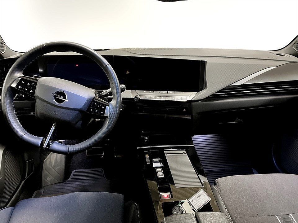 Bild på Opel Astra ST GS 1.2 PT 130hk Aut - B-KAMERA,NAV,CARPLAY