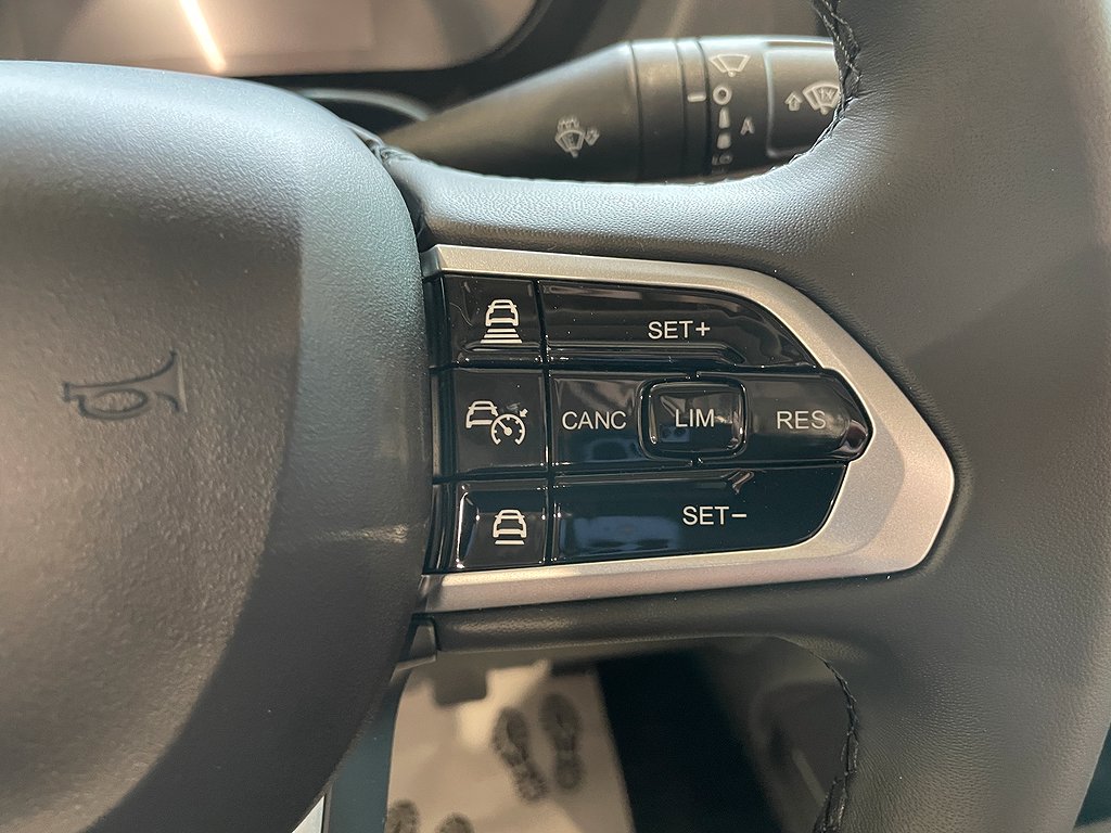 Adria Compact Supreme DL /B-körkort/Automat/Låg skatt/180hk/ - Adria