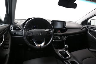 Halvkombi Hyundai i30 Fastback 10 av 20
