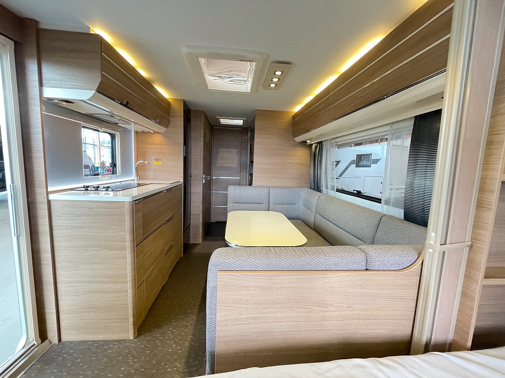 Adria Adora 573 PT / ALDE / Förtält / Solcell / Markis/3-vån - Adria