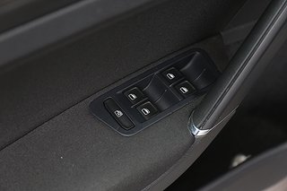 Halvkombi Volkswagen Golf 13 av 26