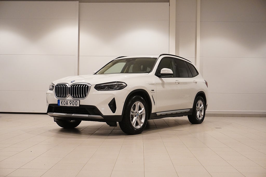BMW X3 xDrive30e 3,95% ränta Drag Backkamera Panorama