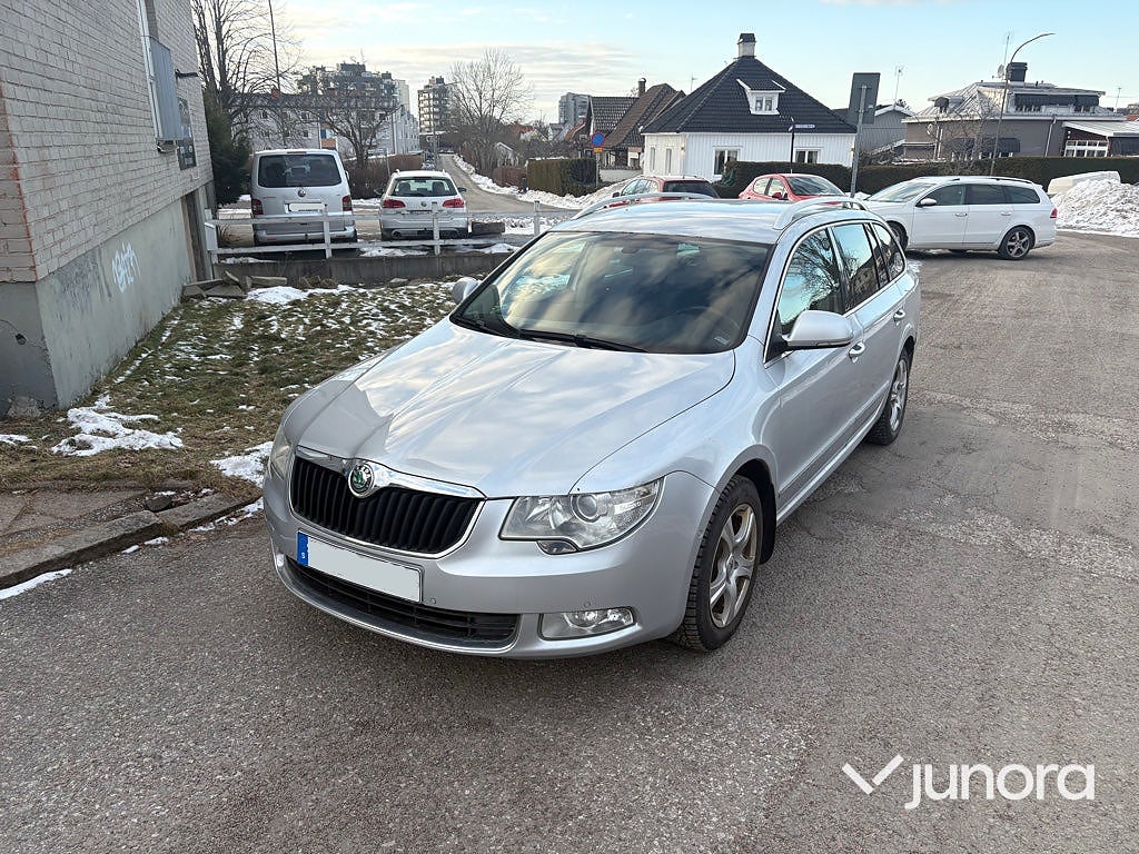 Skoda Superb Kombi 2.0 TDI Elegance Euro 5