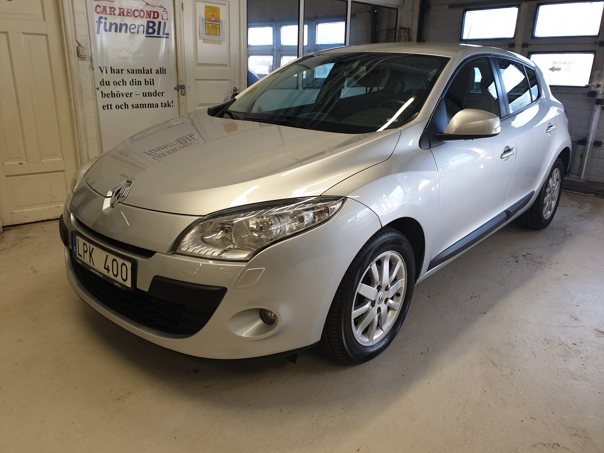 Renault Megane 1.5 dCi DCT 110hk 2011, bild 2/36