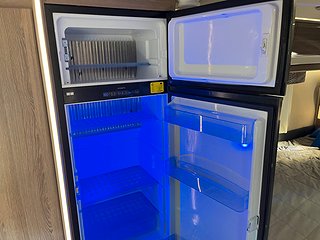 Husbil-halvintegrerad Kabe TM X 780 LXL 16 av 26