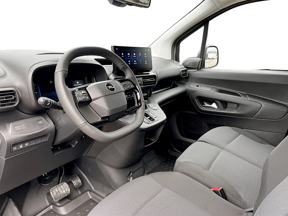 Bild på Opel Combo-e Elite 136hk L1