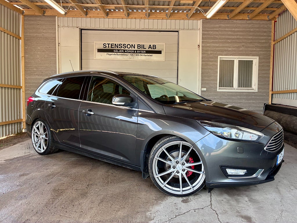 Ford Focus Kombi 1.0 EcoBoost Titanium 