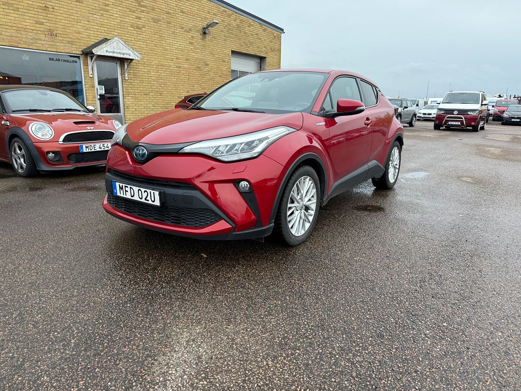 Toyota C-HR Hybrid  X-Edition drag 