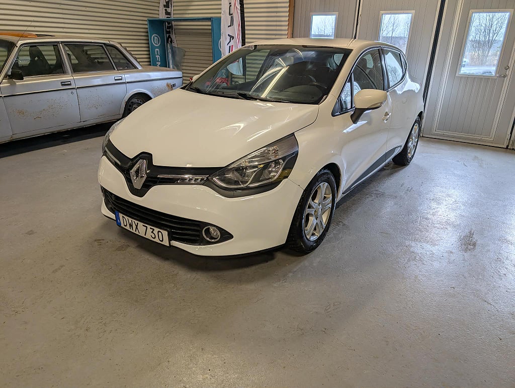 Renault Clio 0.9 TCe 90Hk Navigator, 1 Ägare