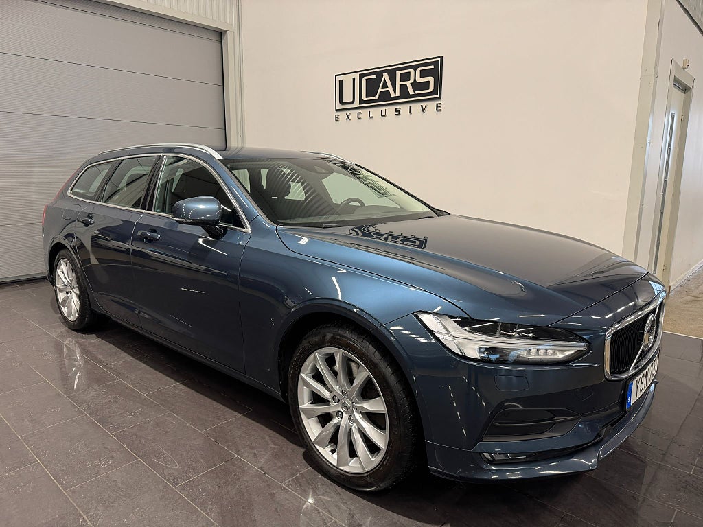 Volvo V90 T5 253hk Momentum Advanced Ed  Navi/Rattvärme/Drag