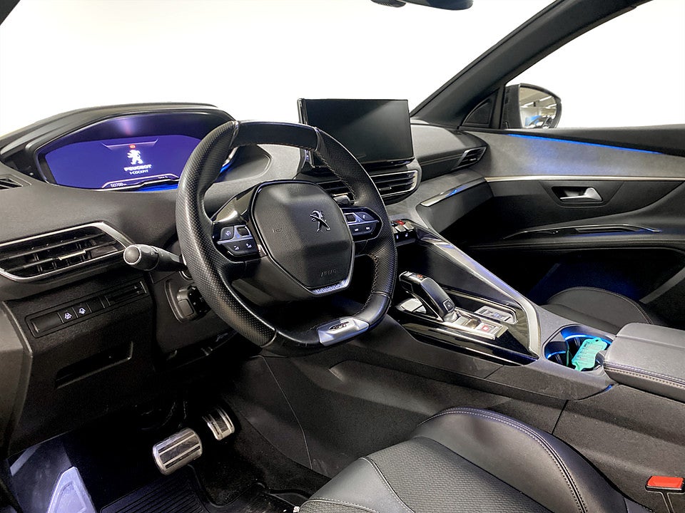 Bild på Peugeot 3008 GT 1.2 PT 130hk Aut - B-KAMERA,CARPLAY,NAV