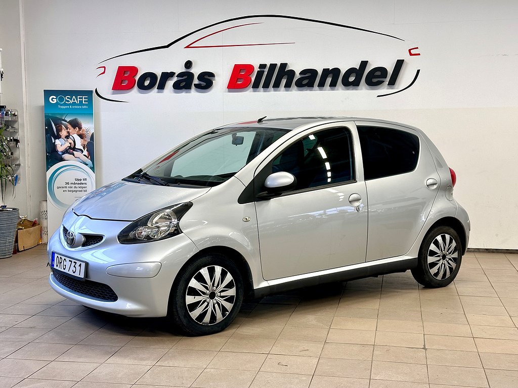 Toyota Aygo 5-dörrar 1.0 VVT-i S+V Däck Värmare