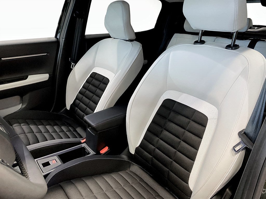 Bild på Citroën E-C3 Aircross Max - DEMO