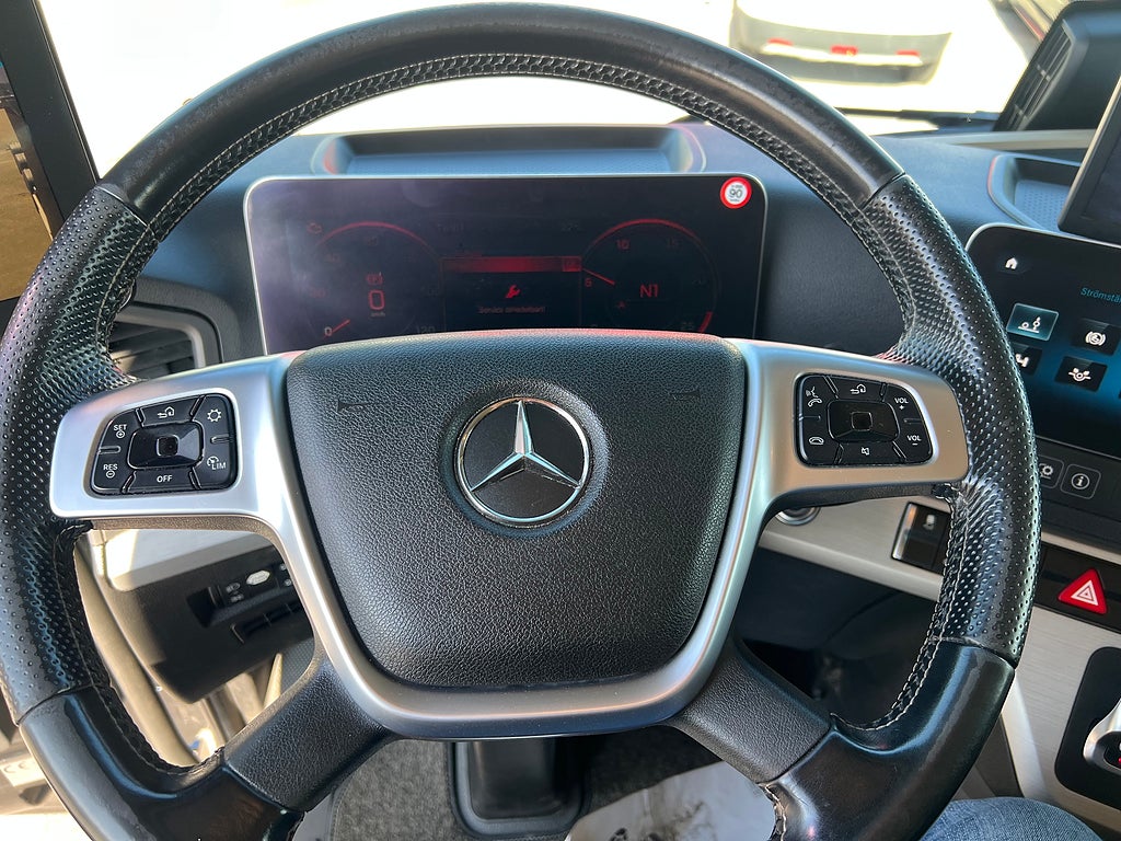 Mercedes-Benz Arocs 3251 Tridem Lastväxlare, Fullt Plogutrustad
