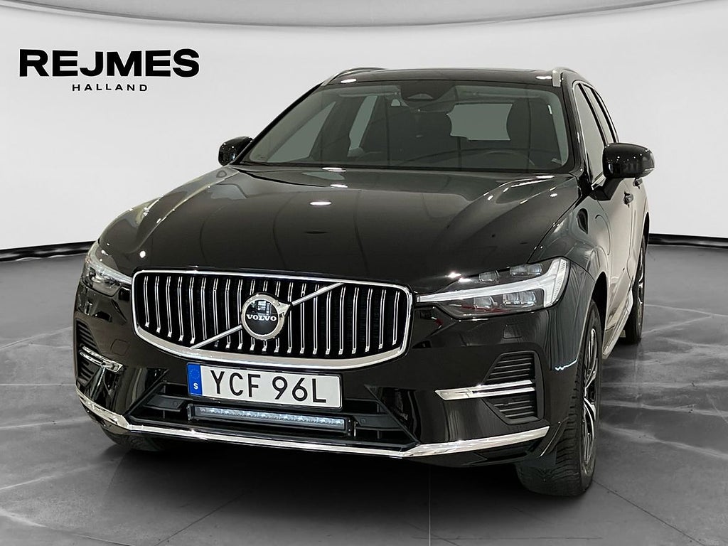 Volvo XC60 Recharge T6 Core Edition | Panoramaglastak | P...