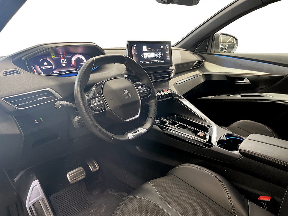 Bild på Peugeot 3008 GT 1.2 PT 130hk Aut B-KAMERA CARPLAY