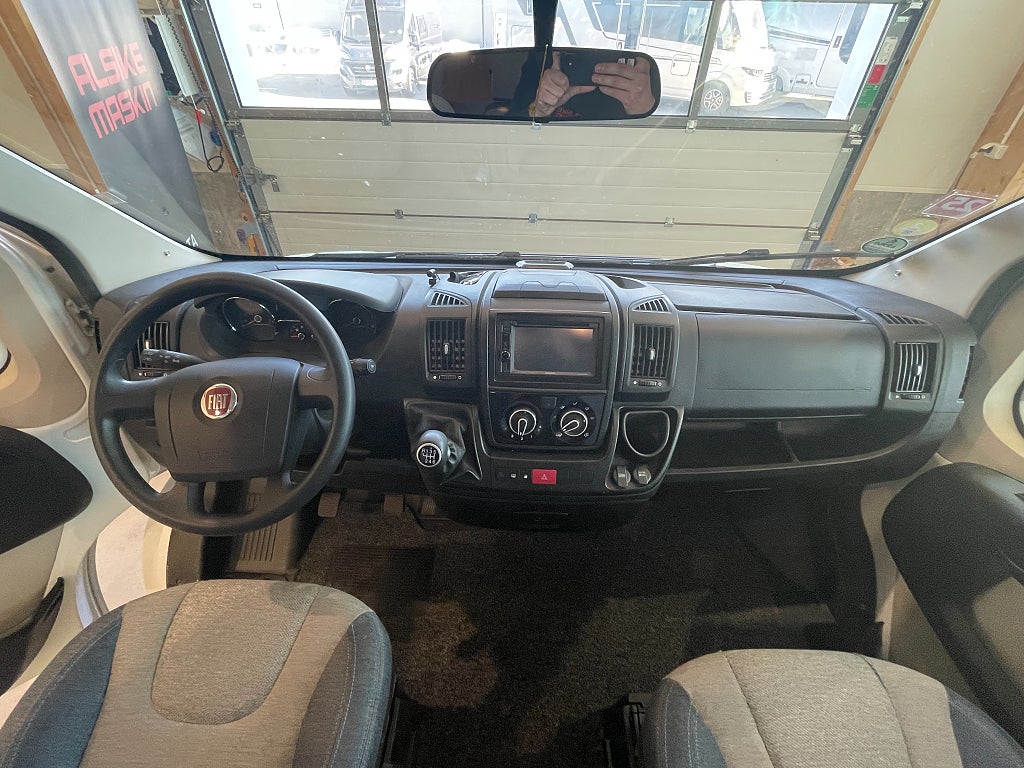 Sun Living S 75 SL / B-körkort / Taksäng / 5 bältad / 4779kr/mån / - Sun Living