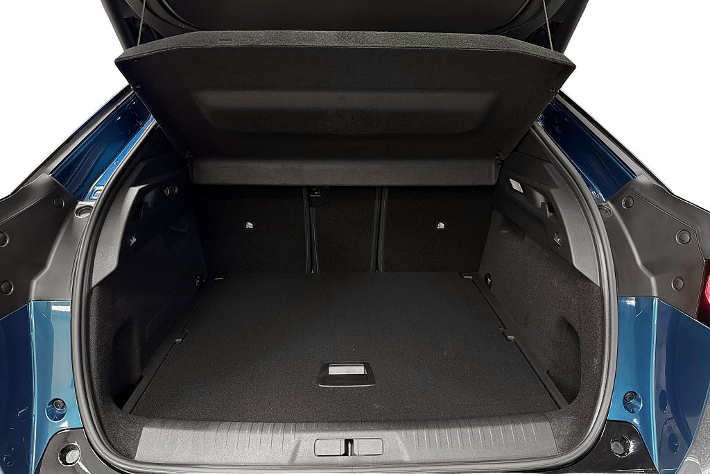 Peugeot E-3008, 214hp, 2026