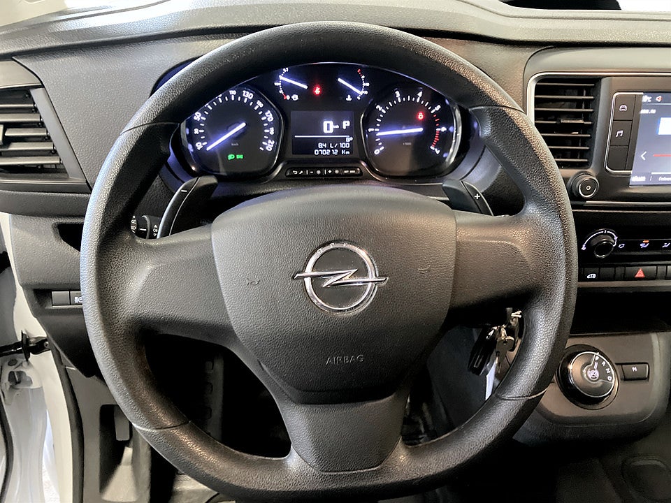Bild på Opel Vivaro Business 2.0 BHDi 145hk Aut L3 B-KAMERA DRAG