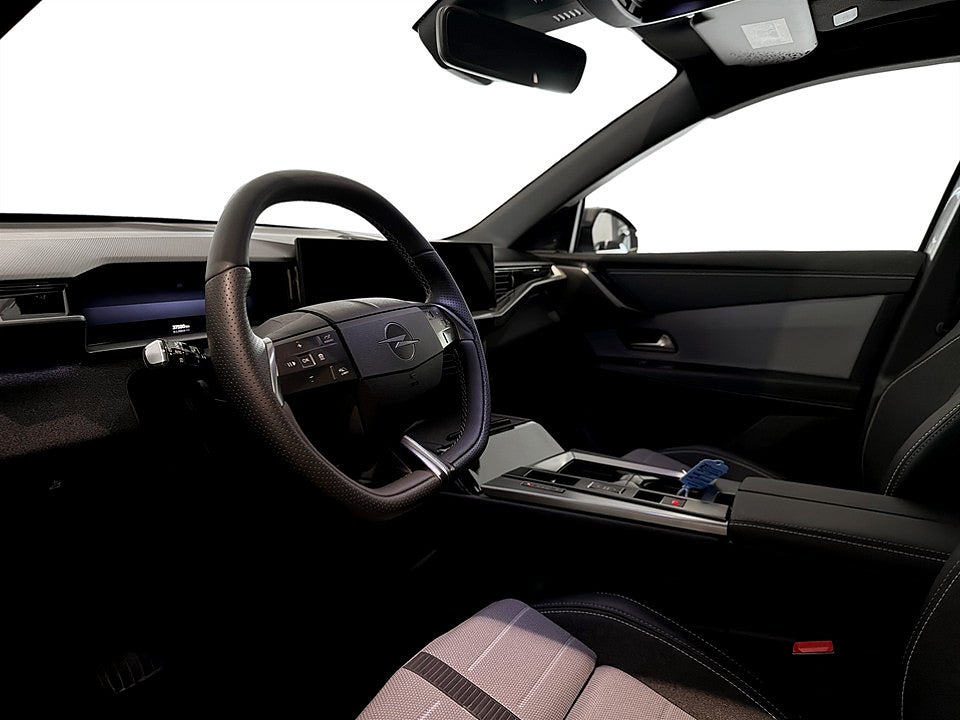 Bild på Opel Grandland X GS Hybrid 145hk Aut PANO B-KAMERA CARPLAY