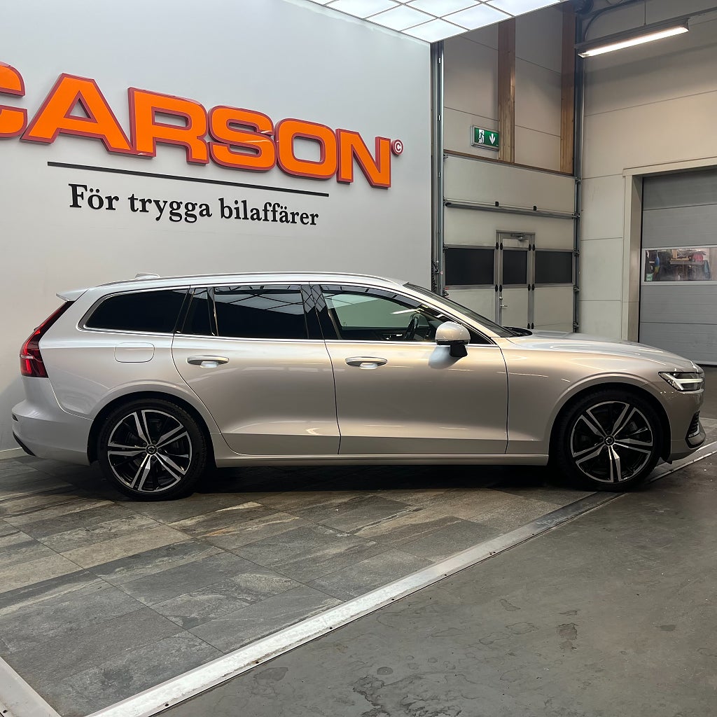 Volvo V60 T8 Twin Engine AWD Inscription Carplay Värmare Drag