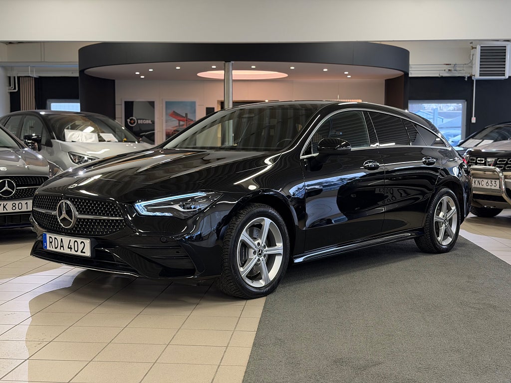 Mercedes-Benz CLA 250 e Shooting Brake 8G-DCT AMG /Värmare/Navi/S&V hjul/