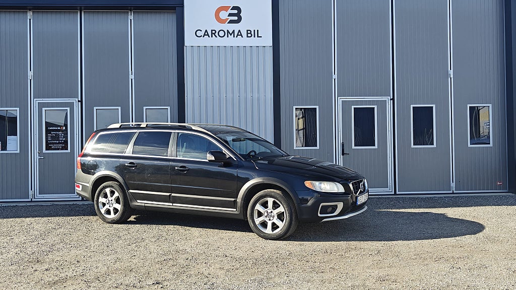 Volvo XC70 D5 AWD Automat Dragkrok Helskinn Värmare
