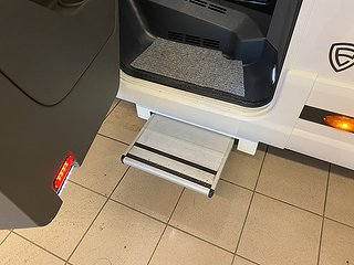 Husbil-integrerad Kabe TMI 860 Imperial LGB 43 av 52