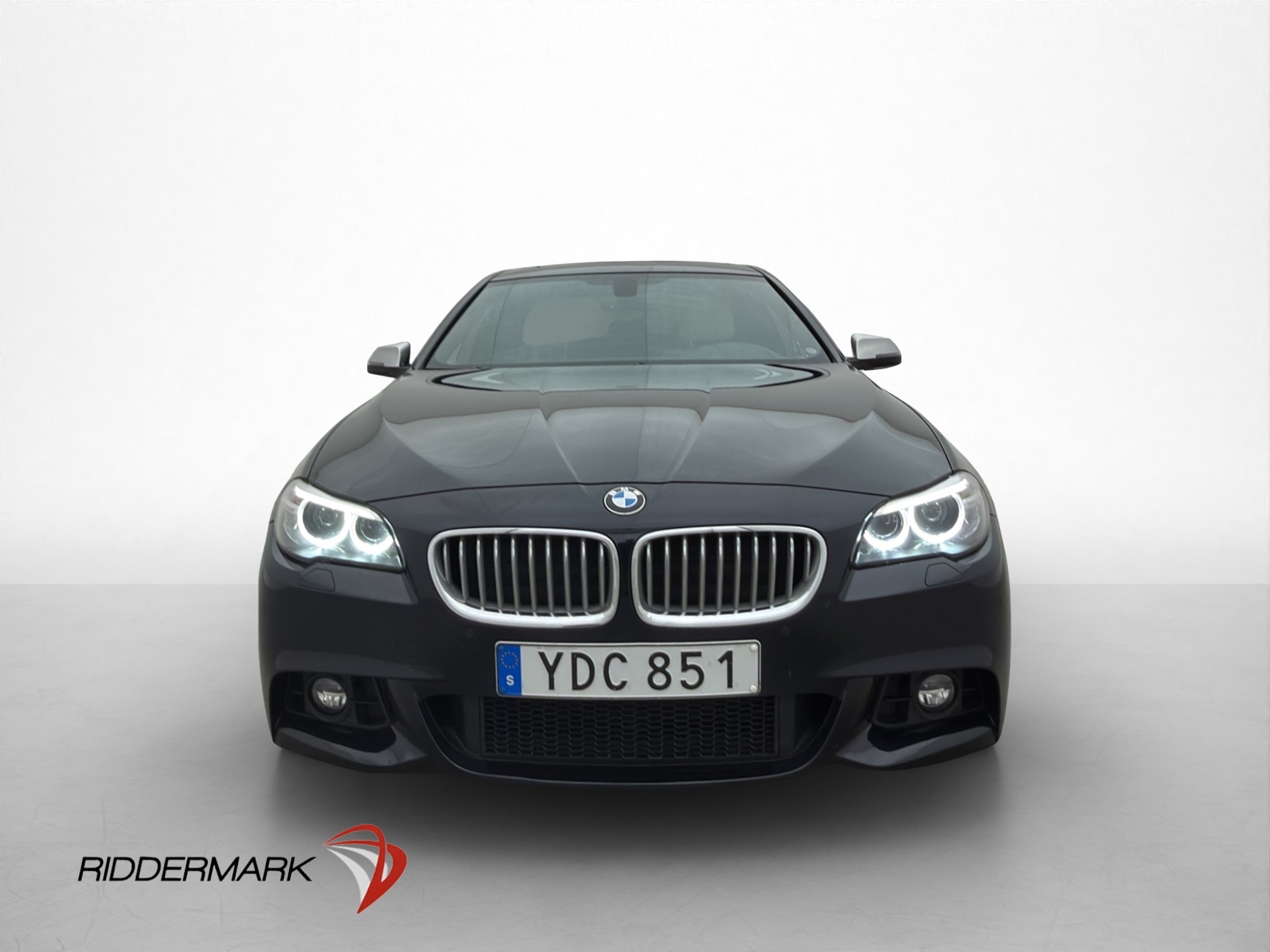 BMW 520 2016, photo 2/66