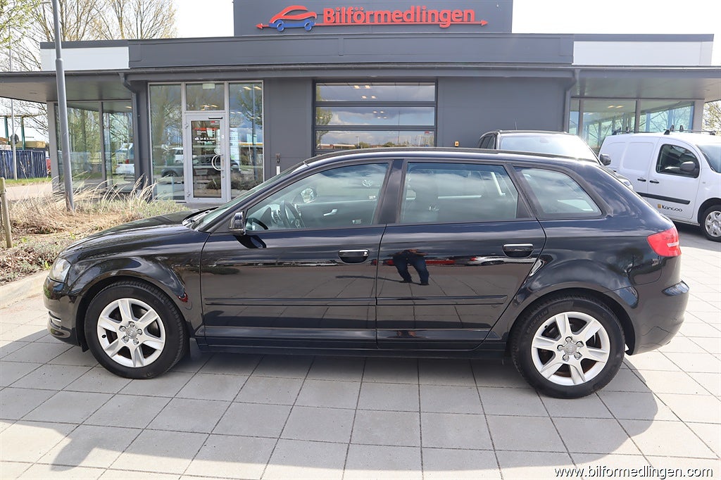 Audi A3 SPORTBACK 2.0 TDI FWD 140hk Automat Dragkrok