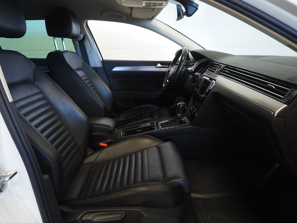Volkswagen Passat Sportscombi 2.0 TDI DPF 4Motion GT | Drag | B- Kamera | 2017