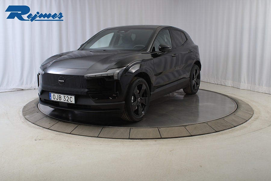 Volvo EX30 SM Extended Range Plus Black Edt
