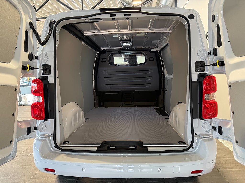 Bild på Citroën Jumpy Business 145hk Aut L2 - EDITION! SERVICE & VINTERHJUL INGÅ