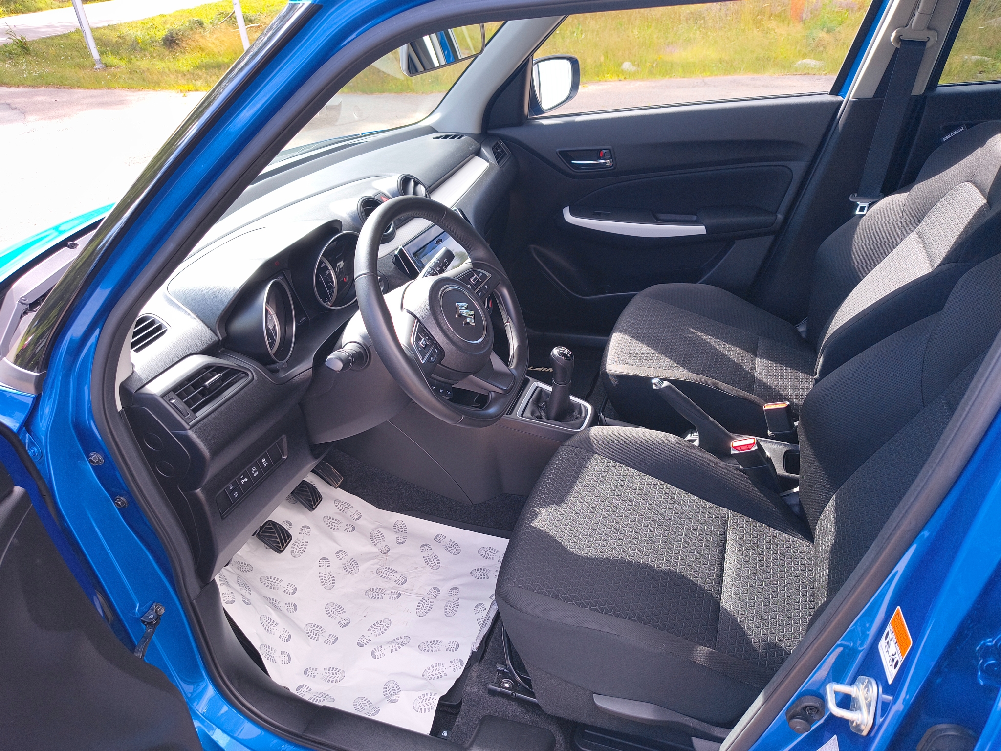 Suzuki Swift Select Hybrid Euro 6 2023, kuva 5/45