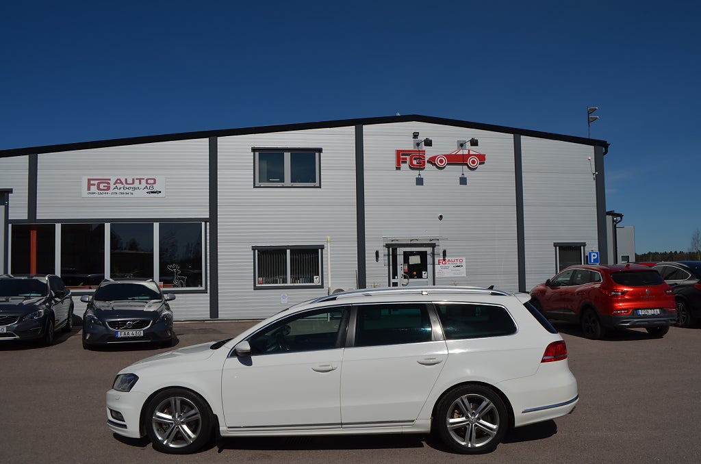 Volkswagen Passat 2.0 TDI 4Motion 177 hk R-Line D-Värmare Drag