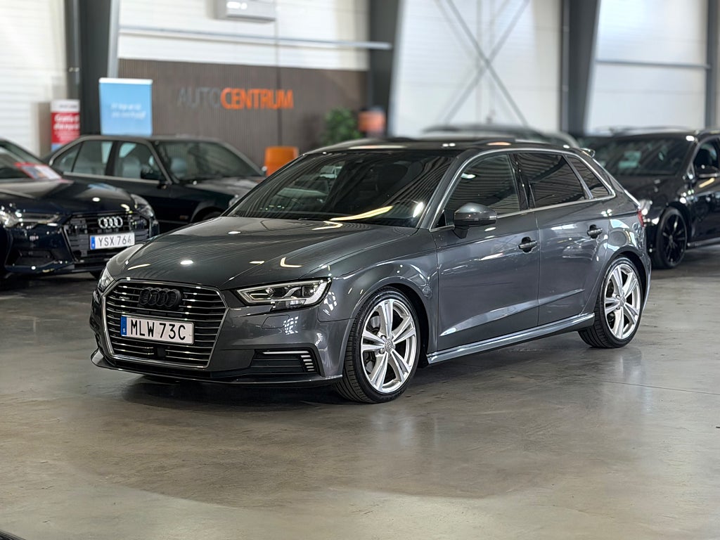 Audi A3 40 E-tron S Line Pano Bang&Olufsen Cockpit 204hk