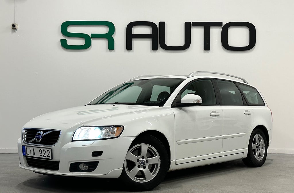 Volvo V50 D2 Momentum | KamremBytt | Dragkrok | P-sensor