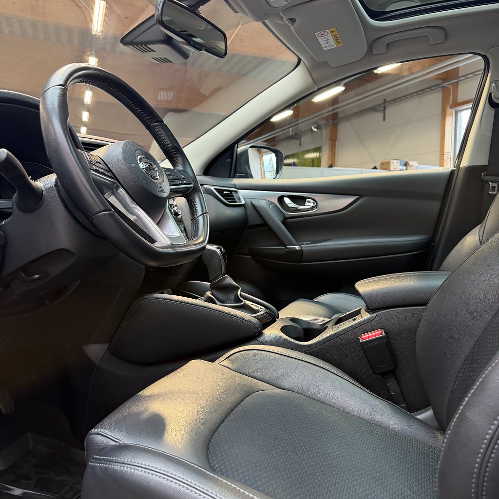 Nissan Qashqai 1.2 DIG-T XTRONIC-CVT Tekna Panorama 360° Navigation