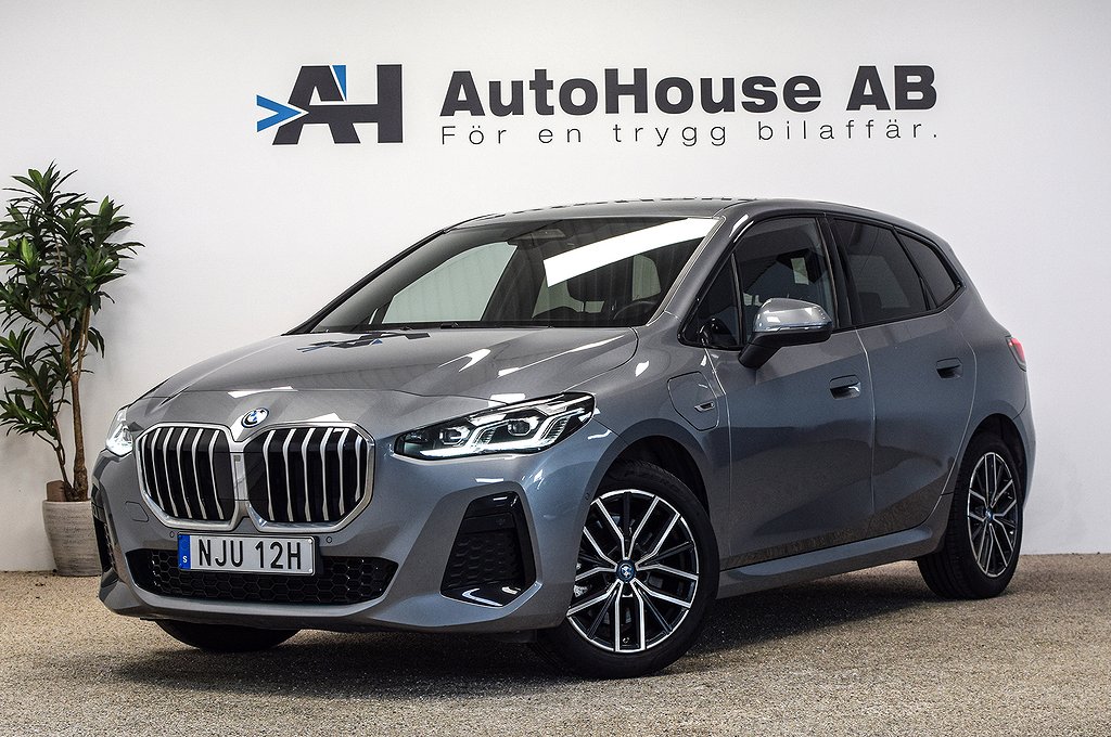 BMW 230e xDrive Active Tourer M Sport 16,3kWh B-kamera Drag