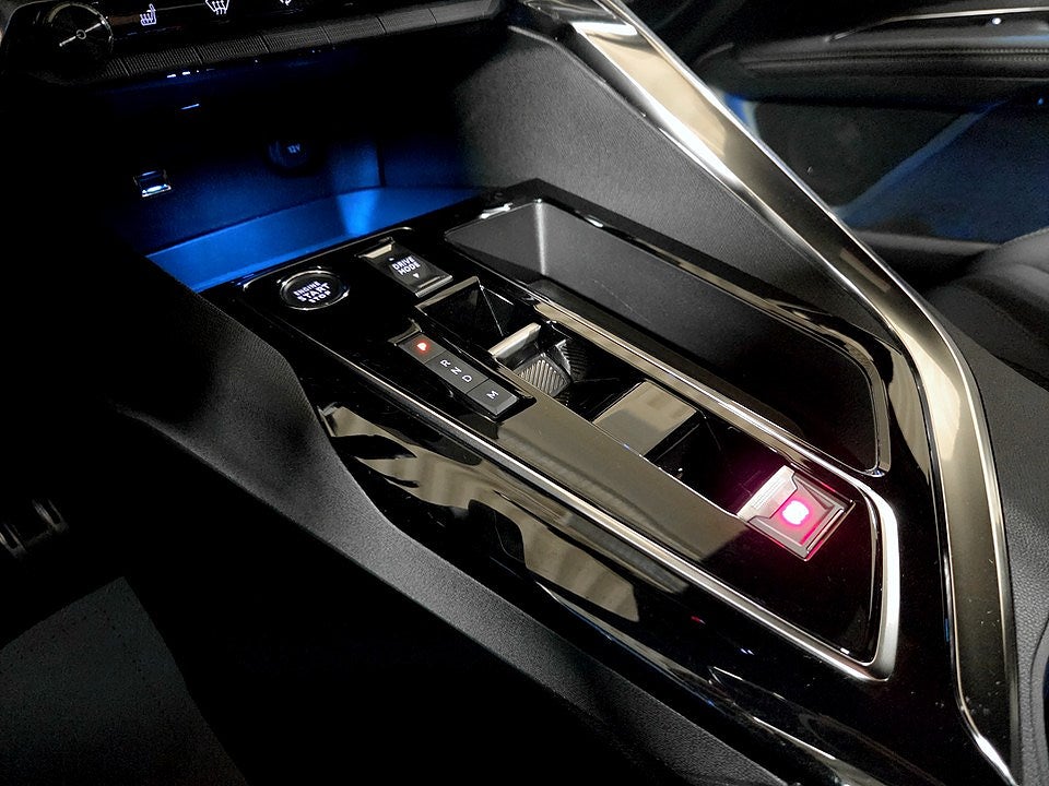 Bild på Peugeot 3008 GT 1.2 PT 130hk Aut - B-KAMERA, CARPLAY