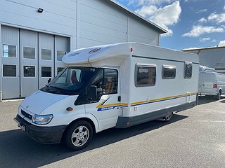 Husbil-halvintegrerad Eura Mobil 672 SB 1 av 17