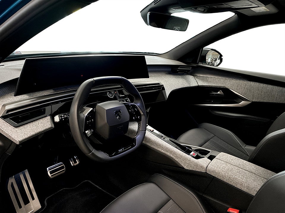 Bild på Peugeot 5008 GT Hybrid 145hk Aut 7-SITS B-KAMERA CARPLAY
